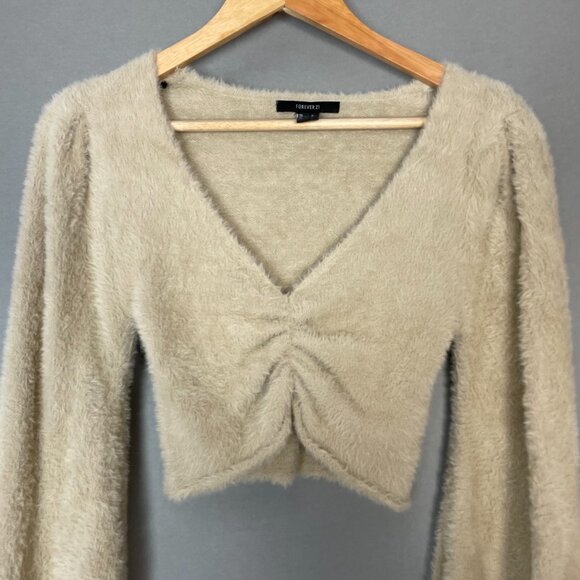 Forever 21 Fuzzy Crop Top Sweater Balloon Sleeve Size Medium Beige Gathered Bust - Picture 3 of 11